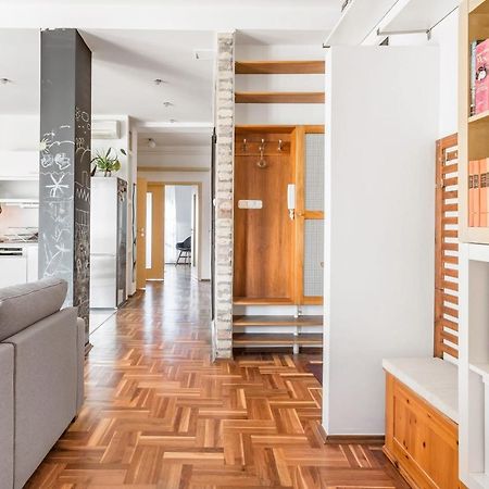 Relax Into Loft Living At A Light-Filled City Escape Budapest Ngoại thất bức ảnh