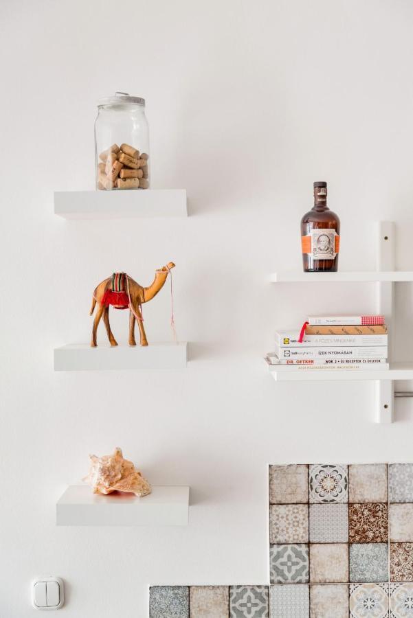 Relax Into Loft Living At A Light-Filled City Escape Budapest Ngoại thất bức ảnh