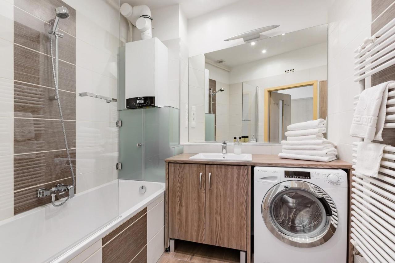 Relax Into Loft Living At A Light-Filled City Escape Budapest Ngoại thất bức ảnh